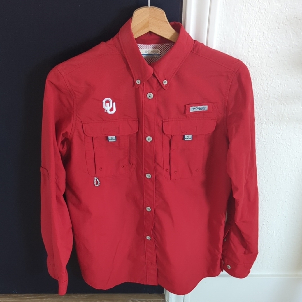 Columbia Red Casual Button Down Shirt with Long Sleeves and Logo